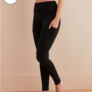 Aerie Play Pocket High Waisted Legging